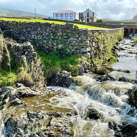 Feriehus Casa As Nove Angra do Heroísmo
