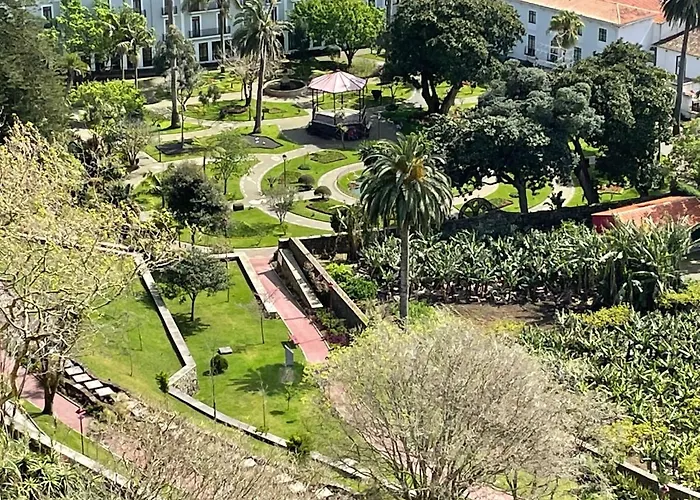 Casa As Nove * Angra do Heroísmo