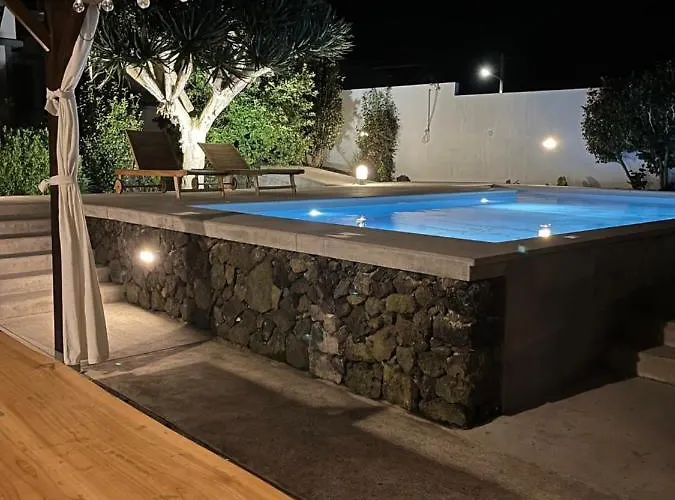 Casa As Nove * Angra do Heroísmo